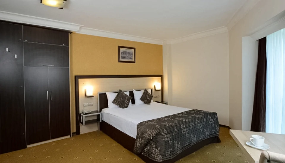 هتل ایسمیرا ازمیر